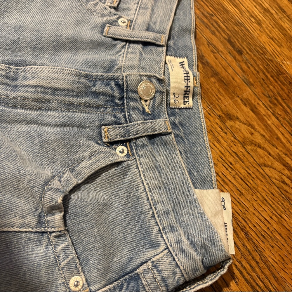 We The Free Ghost Town Long Denim Shorts Free People Bermudas Bodie Blue NWT - Picture 4 of 6